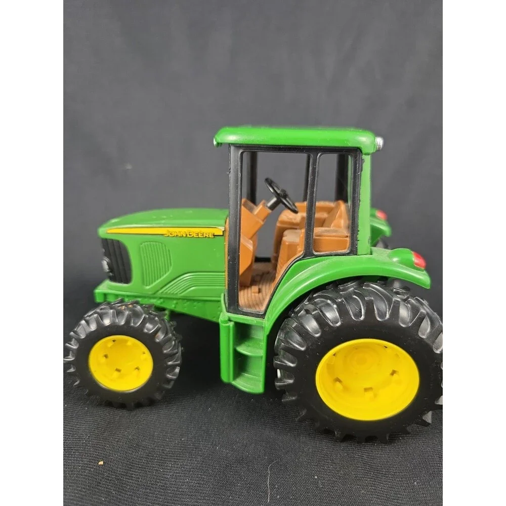 ERTL JOHN DEERE TOY TRACTOR ERTL Die-cast 7
